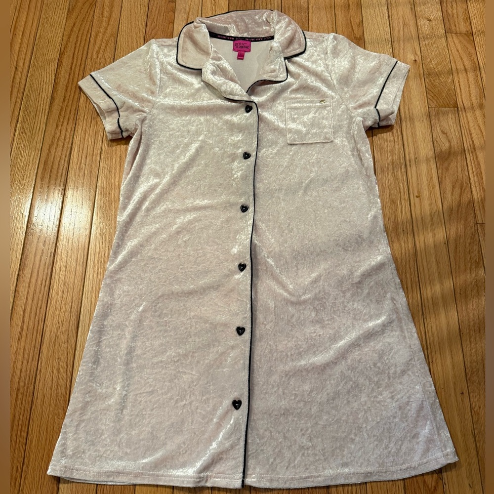 Betsey Johnson Pink & Black Velvet Heart Buttons Nightgown